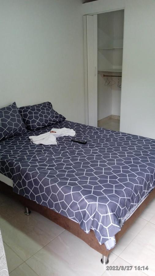 Hostal Arambulo Villavieja Eksteriør bilde